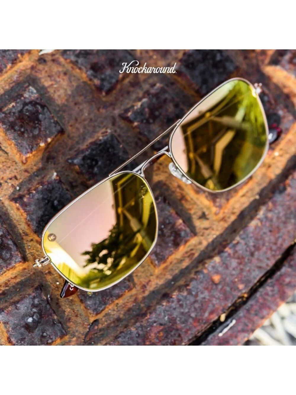 Stylish Polarized Navigator Sunglasses for Men & Women - UV Protection & Comfort